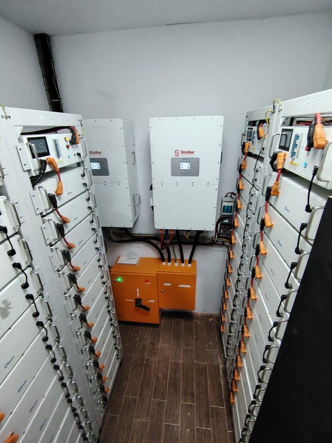 Large commercial battery system